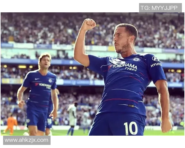 足球明星的精彩瞬间与背后故事的全景展示